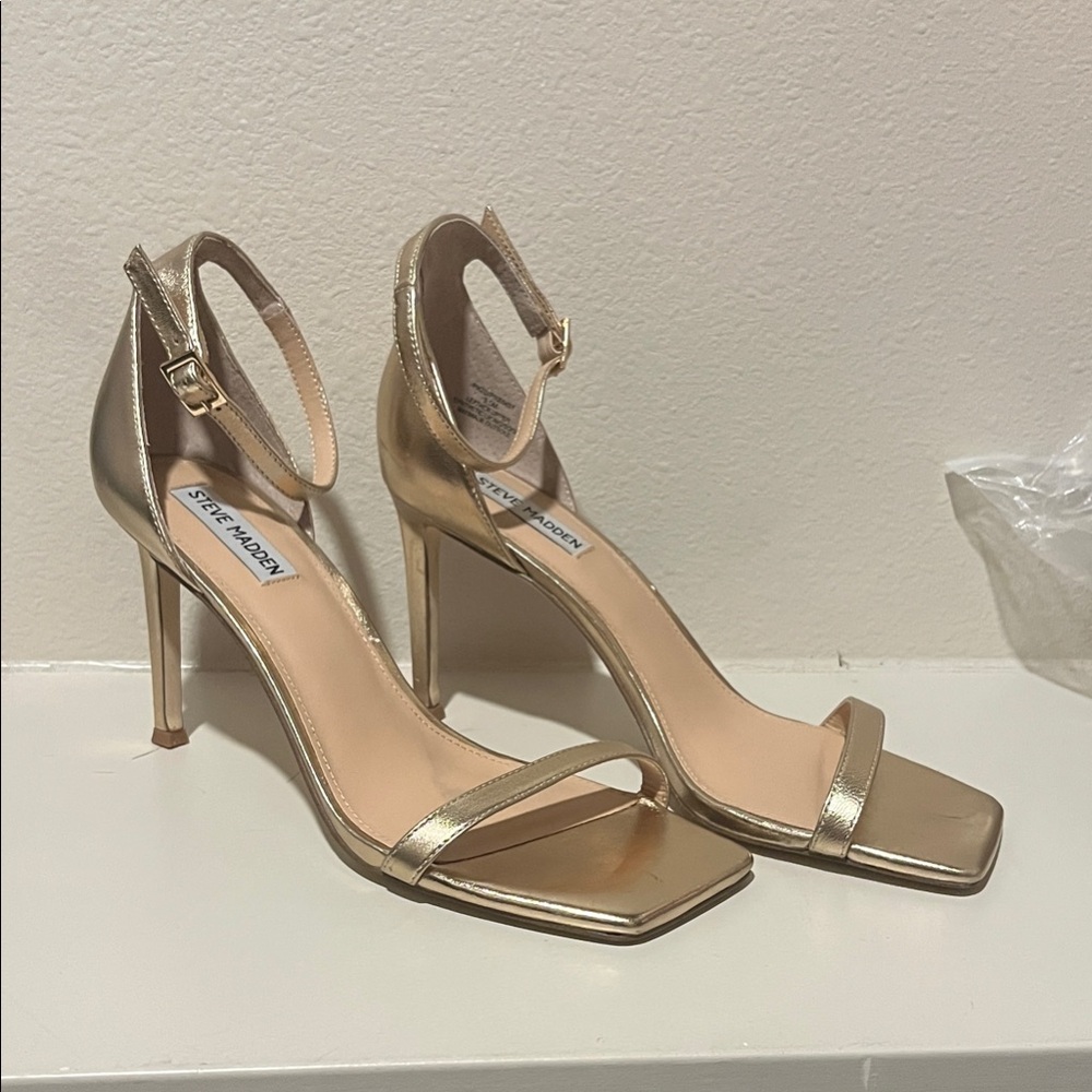 Steve Madden Metallic Gold Heels